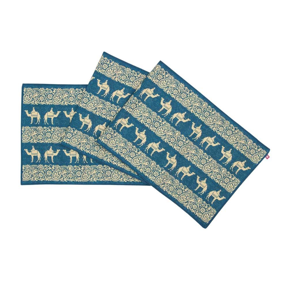 Sandy Illusions Table Runner